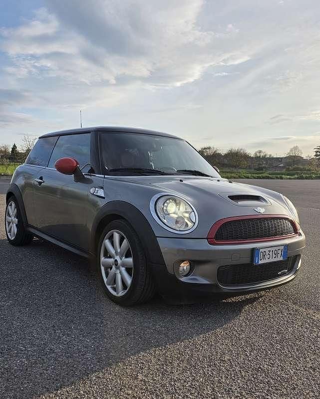 Usata Mini John Cooper Works Chili 211 CV (155 kW) 2008 Utilitaria