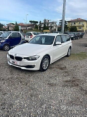Bianco Usata 2013 BMW 318 Station wagon | 10.000 € (Buon prezzo) - Immagine 1/4