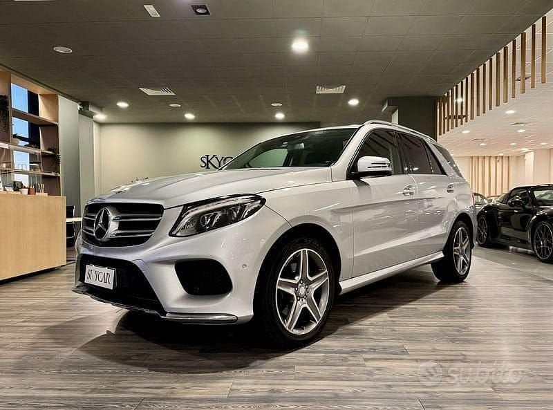 Bianco Usata 2017 Mercedes GLE250 SUV | 23.500 € (Ottimo prezzo) - Immagine 1/3