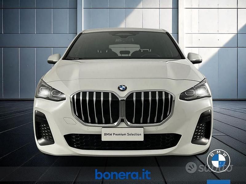Usata BMW 218 Active Tourer Comfort Edition 150 CV (110 kW) 2024 Bianco Monovolume