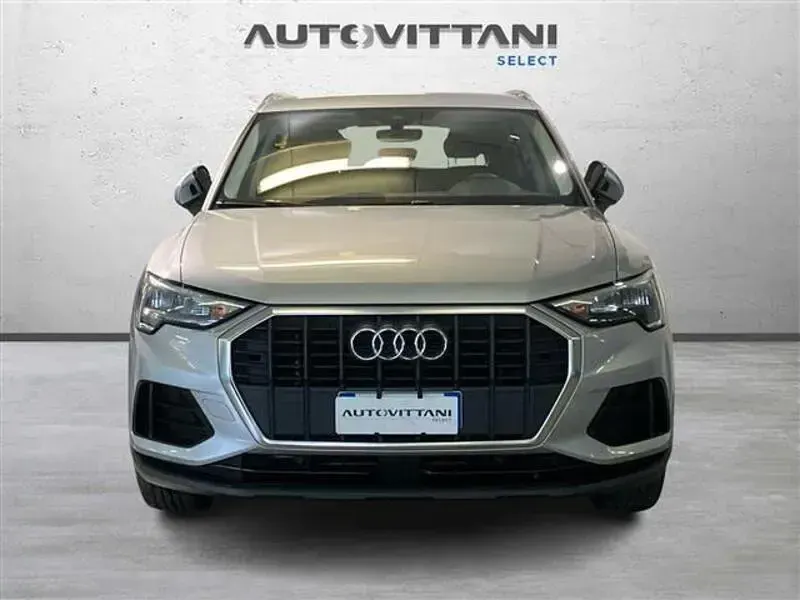 Usata Audi Q3 Advanced 150 CV (110 kW) 2020 Grigio chiaro SUV