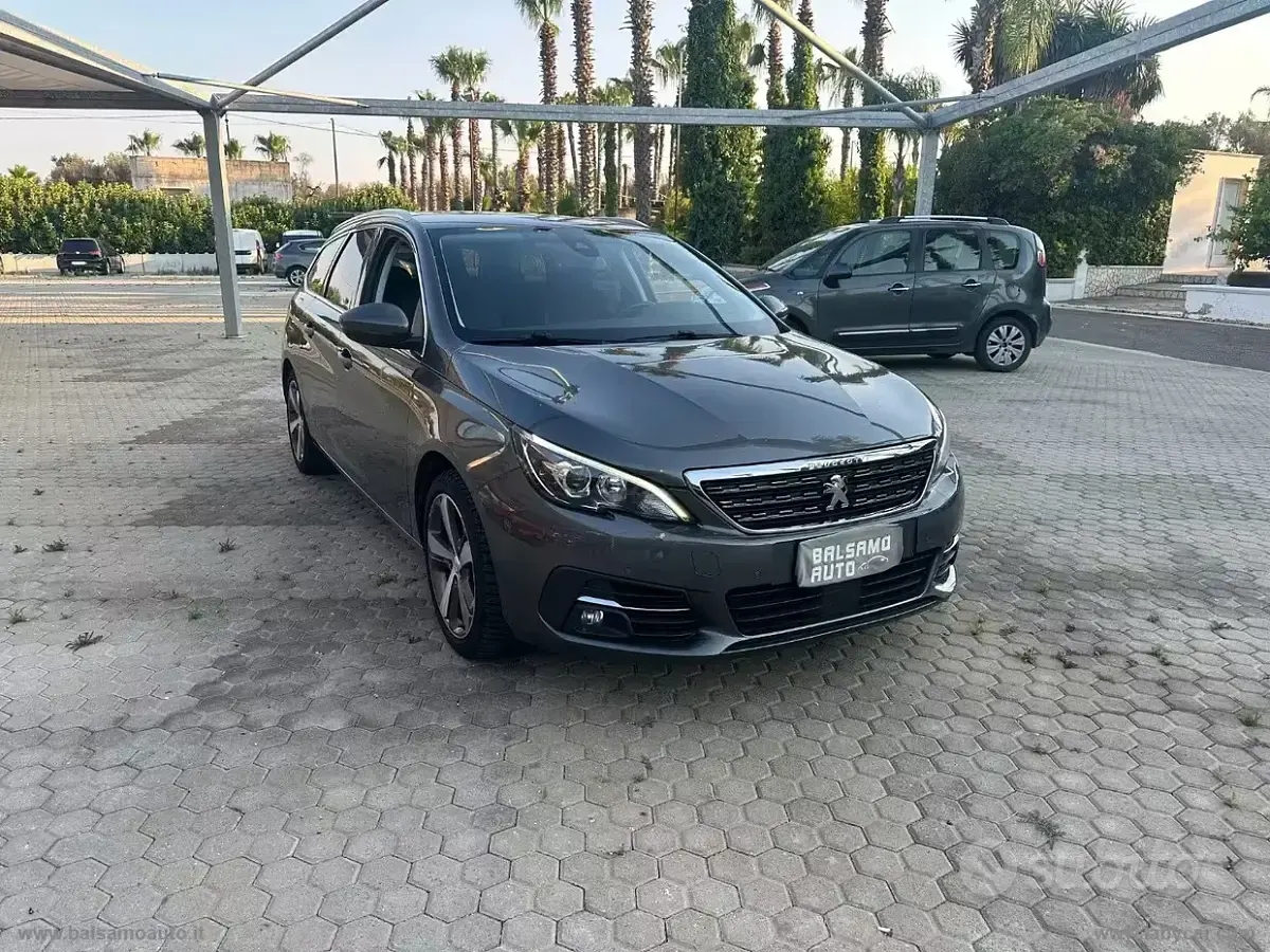 Usata Peugeot 308 Allure 131 CV (96 kW) 2019 Grigio Station wagon
