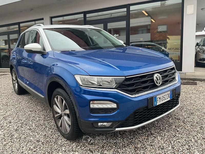 Usata VW T-Roc Style 116 CV (85 kW) 2018 Blu SUV