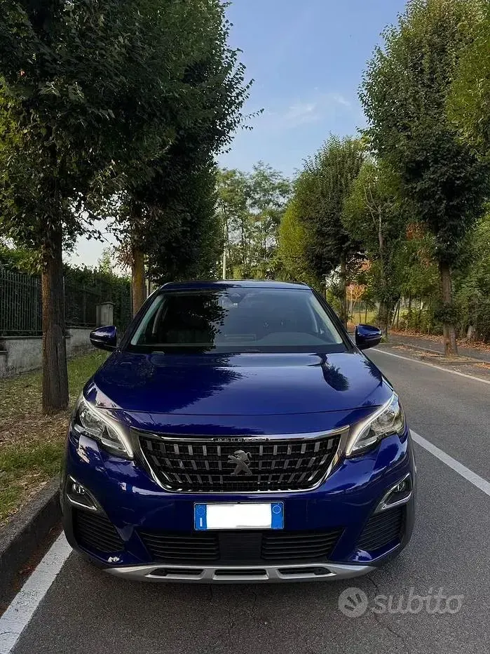 Usata Peugeot 3008 Allure 131 CV (96 kW) 2019 Bluazzurro SUV