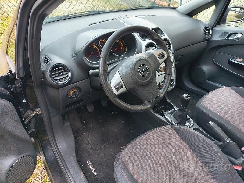 Occasion Opel Corsa 69 ch (50 kW) 2007 Noir Citadine