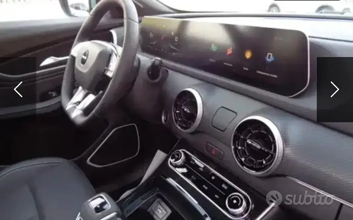 Usata EVO Evo 6 177 CV (130 kW) 2025 Bianco SUV