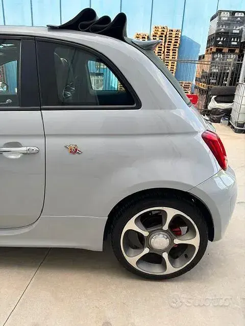 Usata Abarth 500C 140 CV (102 kW) 2010 Grigio Cabrio