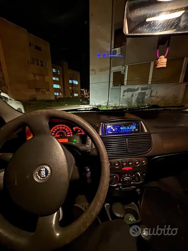 Usata Fiat Punto 2005 Grigio Utilitaria