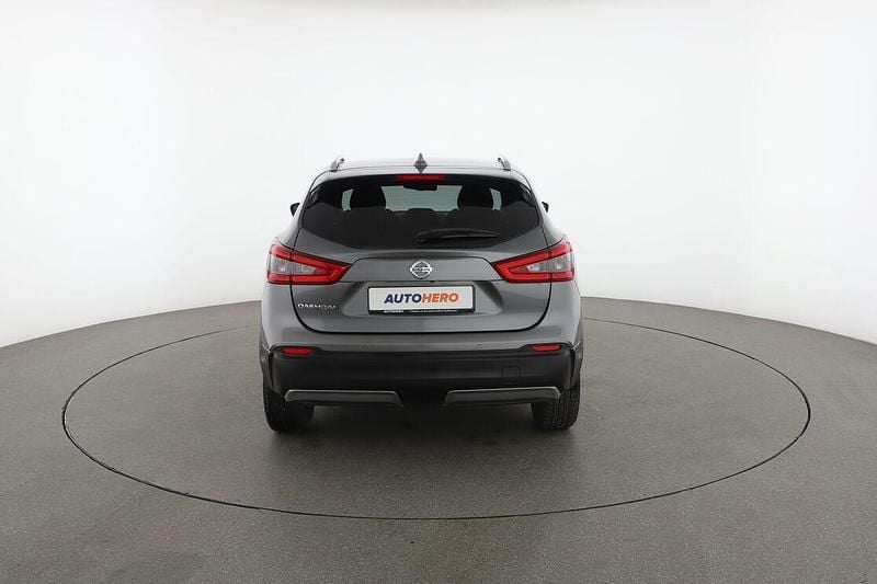 Usata Nissan Qashqai N-Connecta 110 CV (80 kW) 2018 Grigio SUV