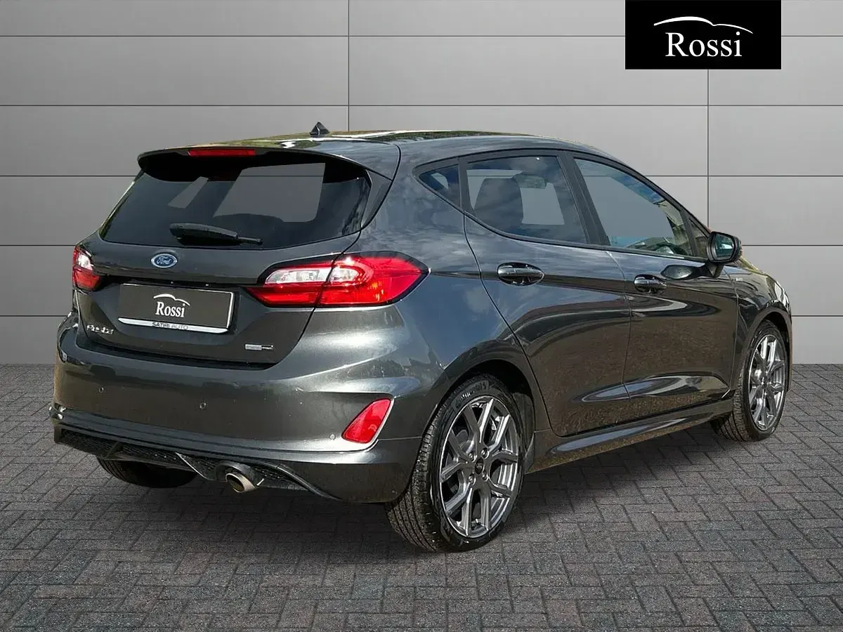 Second-hand Ford Fiesta ST-Line 125 CP (91 kW) 2022 Alb Hatchback