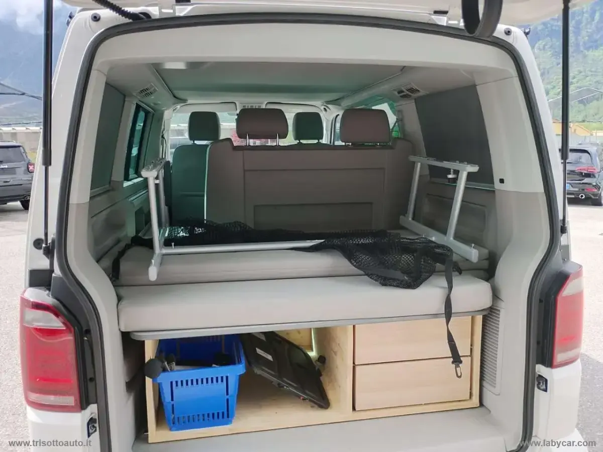 Occasion VW California Beach 199 ch (146 kW) 2019 Blanc Van
