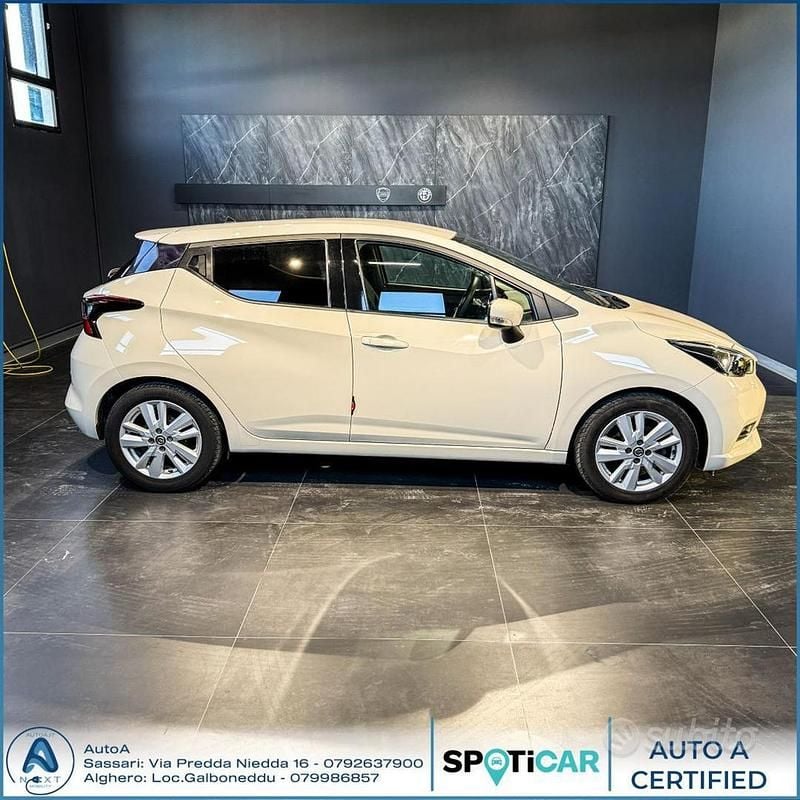 Usata Nissan Micra N-Connecta 101 CV (74 kW) 2020 Beige Utilitaria