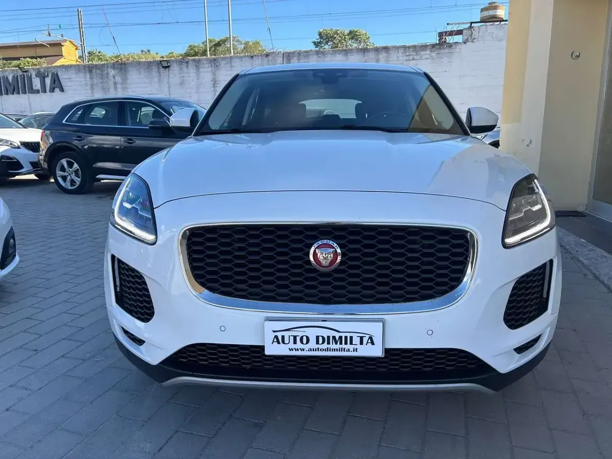 Usata Jaguar E-Pace 150 CV (110 kW) 2019 Bianco SUV