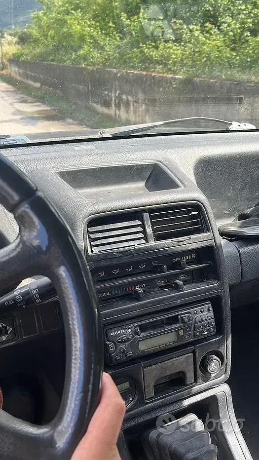 Usata Suzuki Vitara 75 CV (55 kW) 1989 Grigio Station wagon