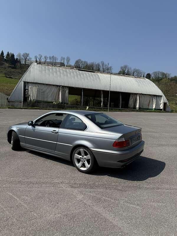 Usata BMW 330 204 CV (150 kW) 2003 Coupé