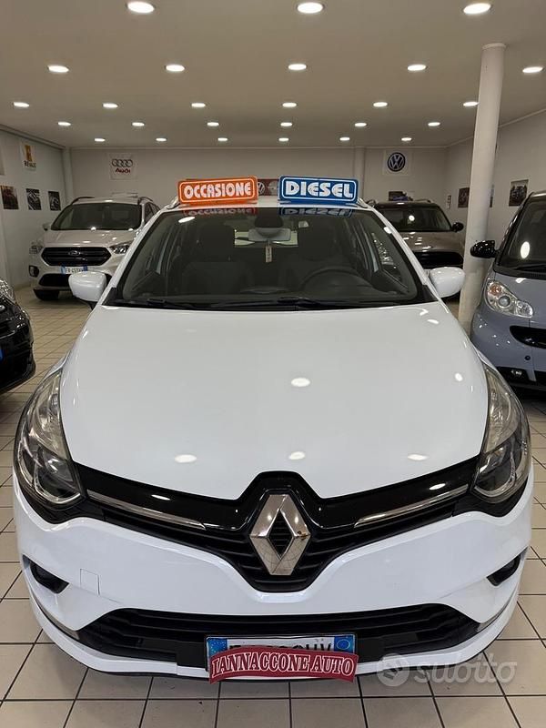 Usata Renault Clio GrandTour 75 CV (55 kW) 2017 Bianco Station wagon