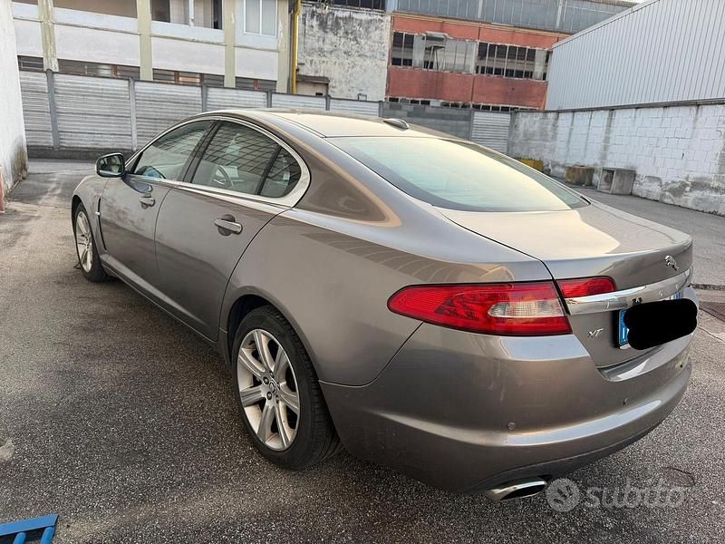 Usata Jaguar XF Luxury 207 CV (152 kW) 2009 Berlina
