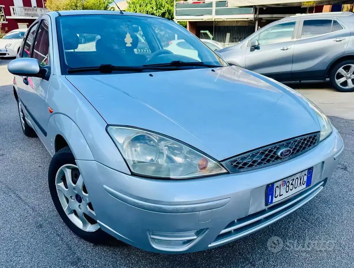Usata Ford Focus 100 CV (73 kW) 2004 Berlina