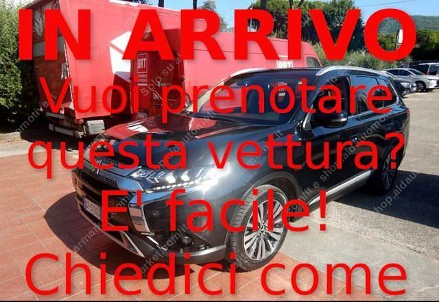 Usata Mitsubishi Outlander Instyle 150 CV (110 kW) 2021 Nero SUV