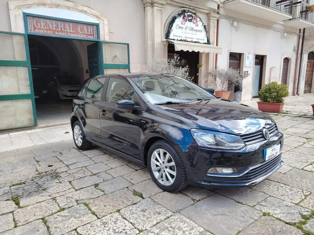 Usata VW Polo LOUNGE 75 CV (55 kW) 2015 Nero Berlina
