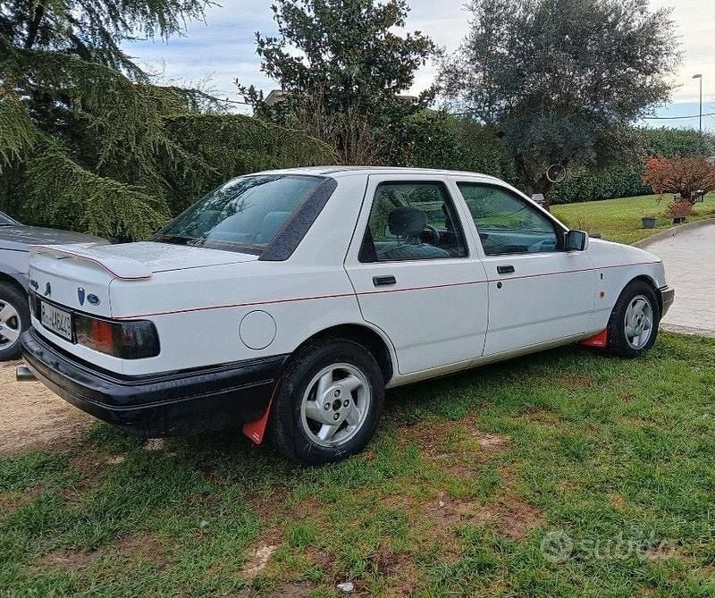 Usata Ford Sierra 1991 Bianco Berlina