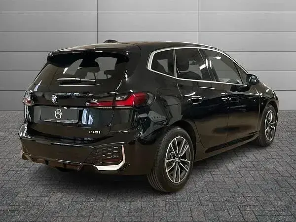 Usata BMW 218 Active Tourer M Sport 136 CV (100 kW) 2023 Nero Monovolume