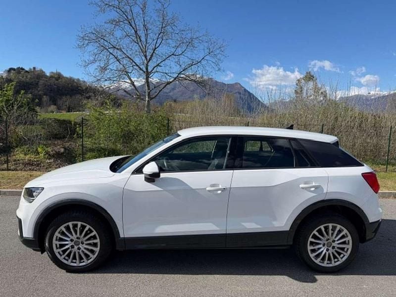 Usata Audi Q2 Business 116 CV (85 kW) 2020 Bianco SUV