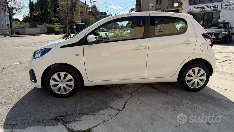 Usata Peugeot 108 Active 69 CV (50 kW) 2018 Bianco Utilitaria