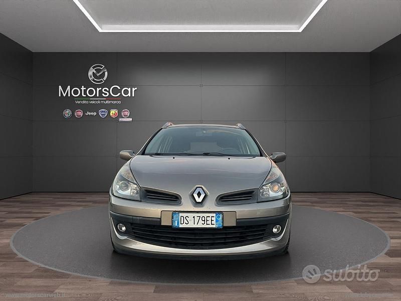 Usata Renault Clio II Dynamique 101 CV (74 kW) 2008 Berlina