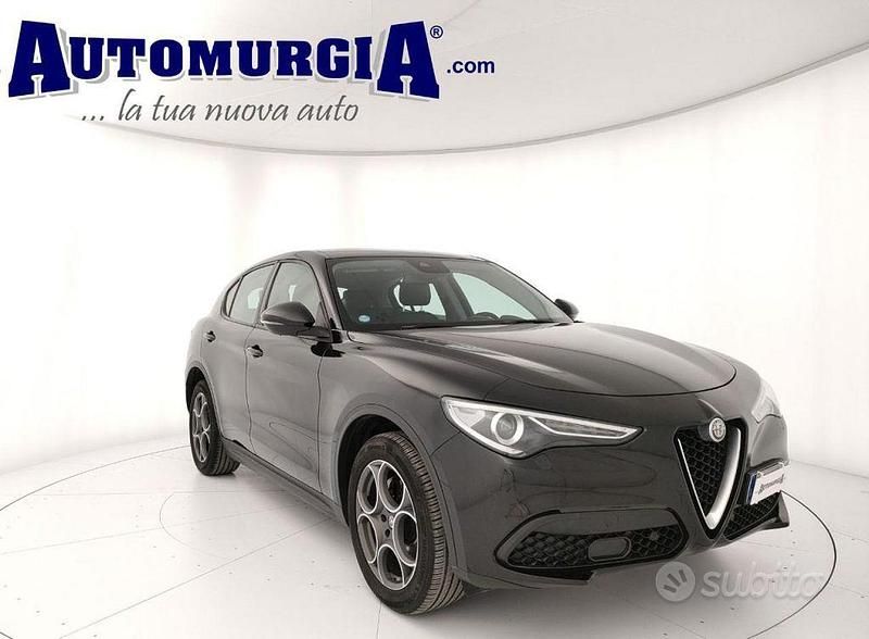 Usata Alfa Romeo Stelvio Executive 210 CV (154 kW) 2019 Nero SUV