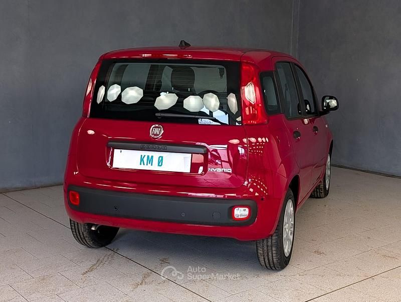 Nuova Fiat Panda Icon 94 CV (69 kW) 2025 Rosso Utilitaria