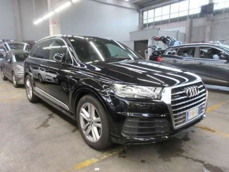 Usato 2018 Audi Q7 3.0 Diesel 272 CV (41.000 €)