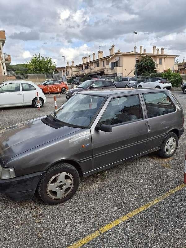 Usata Fiat Uno 45 CV (33 kW) 1989 Utilitaria