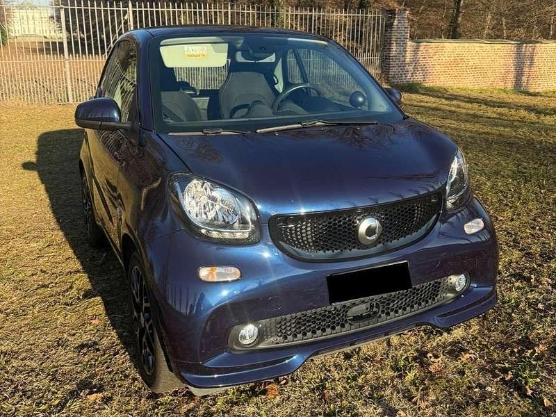 Usata Smart ForTwo Coupé 71 CV (52 kW) 2019 Blu/azzurro Coupé