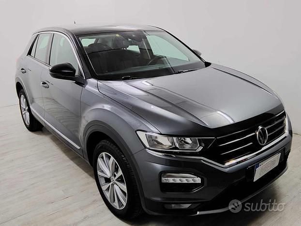 Usata VW T-Roc Style 116 CV (85 kW) 2019 Grigio SUV