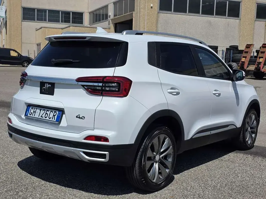 Usata DR DR 4.0 117 CV (86 kW) 2022 Bianco SUV