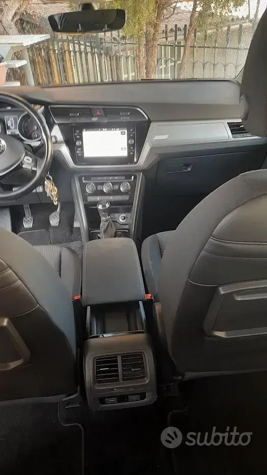 Usata VW Touran 110 CV (80 kW) 2018 Grigio Monovolume
