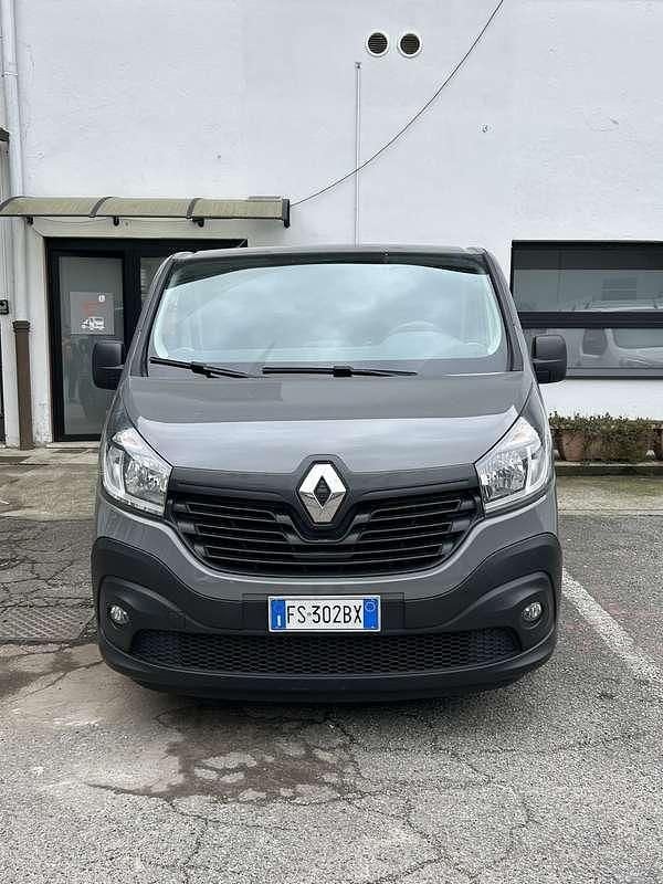 Usata Renault Trafic 125 CV (91 kW) 2018 Grigio Monovolume