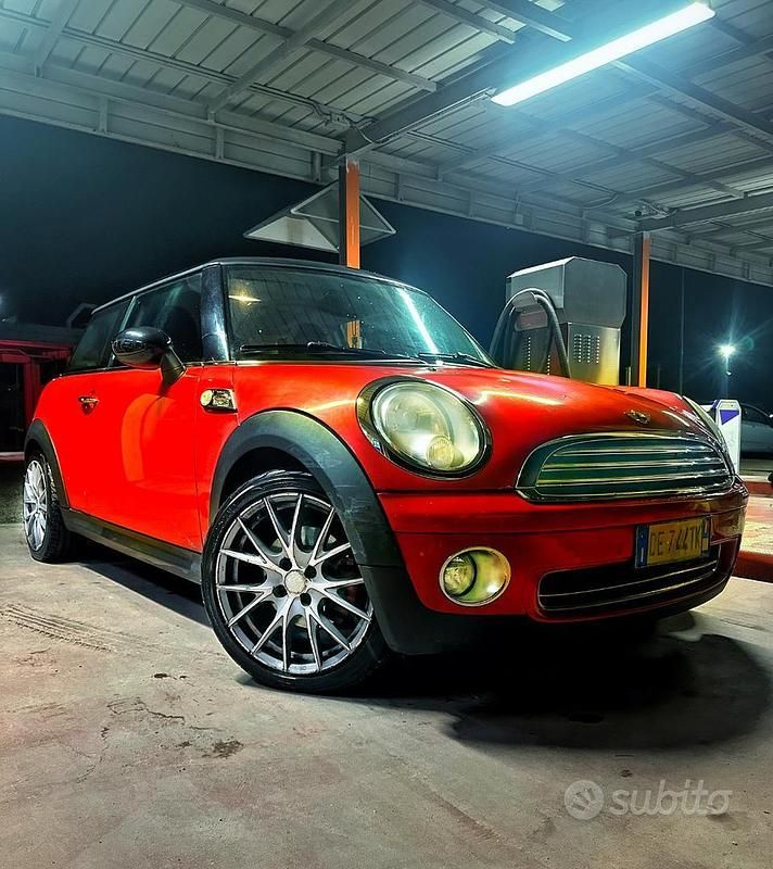 Rosso Usata 2007 Mini Cooper Chili Utilitaria | 2600 € (Super prezzo) - Immagine 1/4