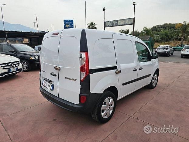 Usata Renault Kangoo 68 CV (50 kW) 2020 Bianco Monovolume