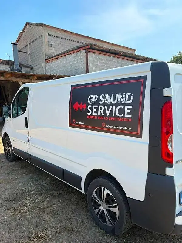 Usata Renault Trafic 114 CV (83 kW) 2010 Bianco Monovolume
