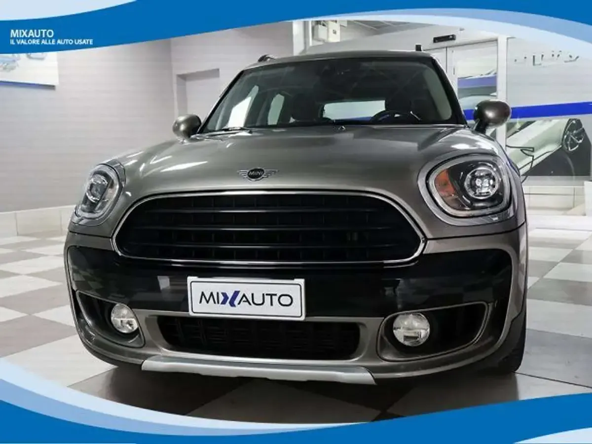 Usata Mini One Countryman 116 CV (85 kW) 2018 Grigio SUV