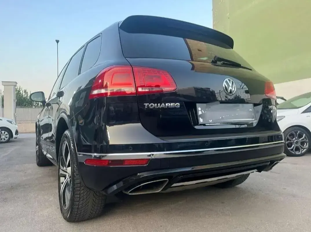 Usata VW Touareg Sportline 204 CV (150 kW) 2017 Blu/azzurro SUV