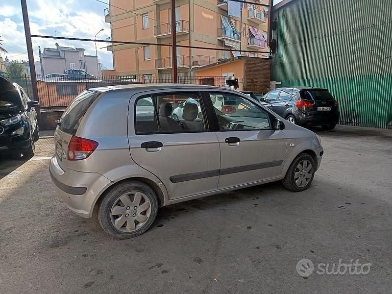 Usata Hyundai Getz 66 CV (48 kW) 2004 Grigio Utilitaria