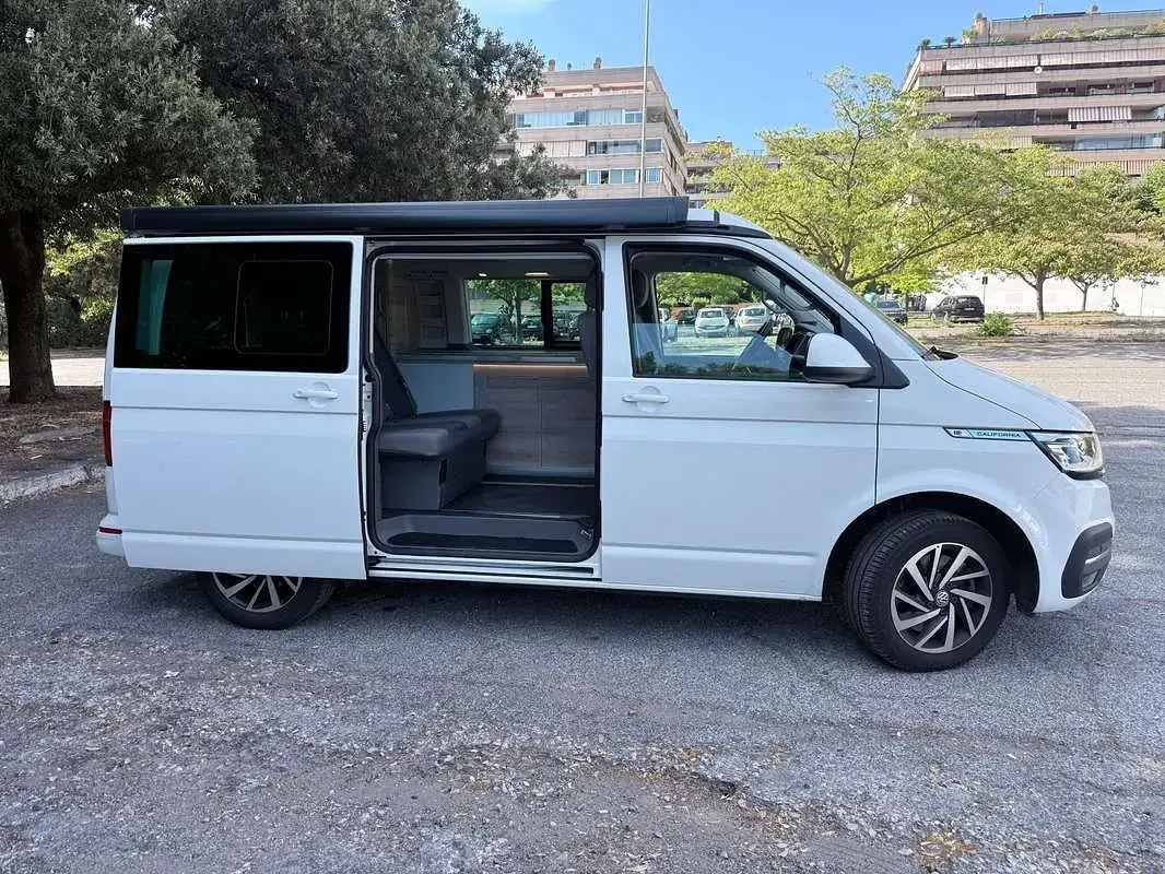Usata VW California California 150 CV (110 kW) 2024 Bianco Furgone