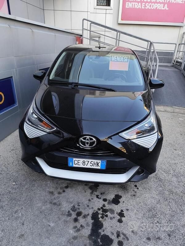 Usata 2021 Toyota Aygo Due volumi | 8000 € (Super prezzo) - Immagine 1/4