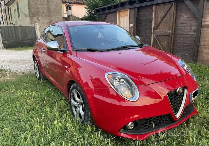Usata Alfa Romeo MiTo 95 CV (69 kW) 2017 Rosso Utilitaria