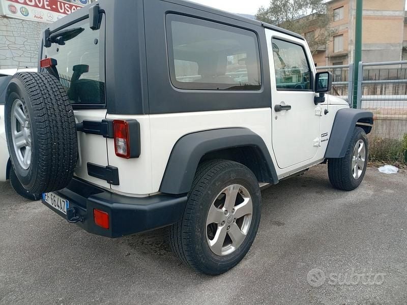 Usata Jeep Wrangler Sport 176 CV (129 kW) 2011 Bianco SUV