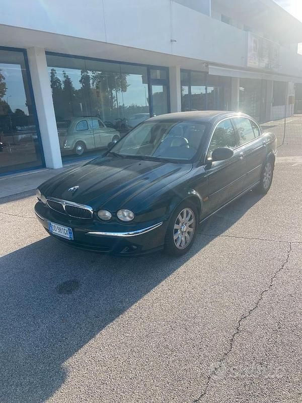 Usata Jaguar X-type Executive 196 CV (144 kW) 2002 Verde Berlina