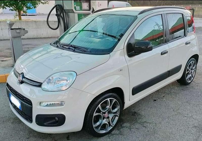 Usata Fiat Panda Easy 69 CV (50 kW) 2014 Utilitaria